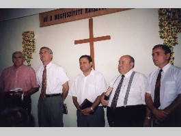 Mezőteremi imaház-megnyitó, 2003 aug_