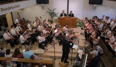 A nagyváradi belvárosi baptista gyülekezet ének- és zenekarának vendégszolgálata - 2014. máj. 25
