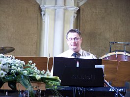 Evangelizacio_a_filharmoniaban_004