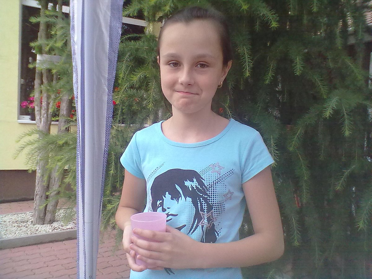 x_20110704583